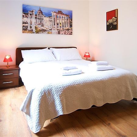 Vetrina Holidays Apartment Navona Rom Exterior foto